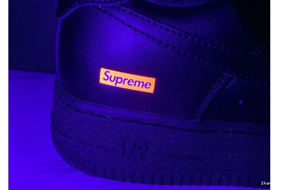 1 Supreme Nike Air Force Black   CU9225-001 Low 0728